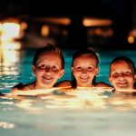 4 benefícios do aquecimento de piscina